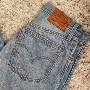 Levi 501’s skinny light wash. High rise.